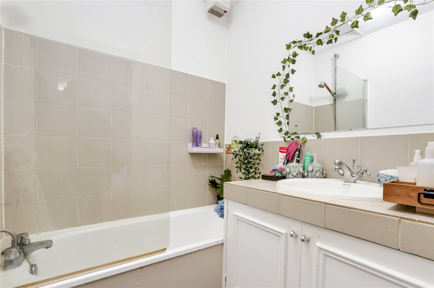 Images for Barnes, London