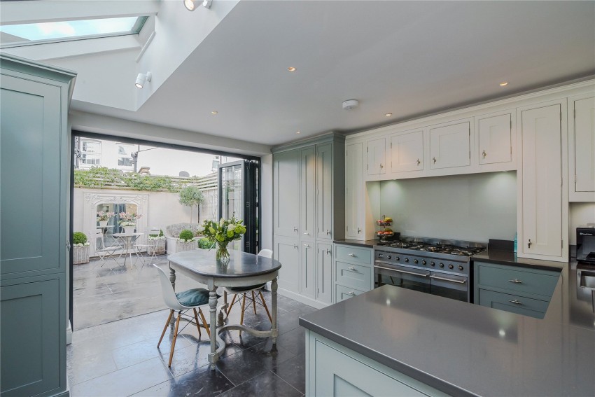 Images for Barnes, London