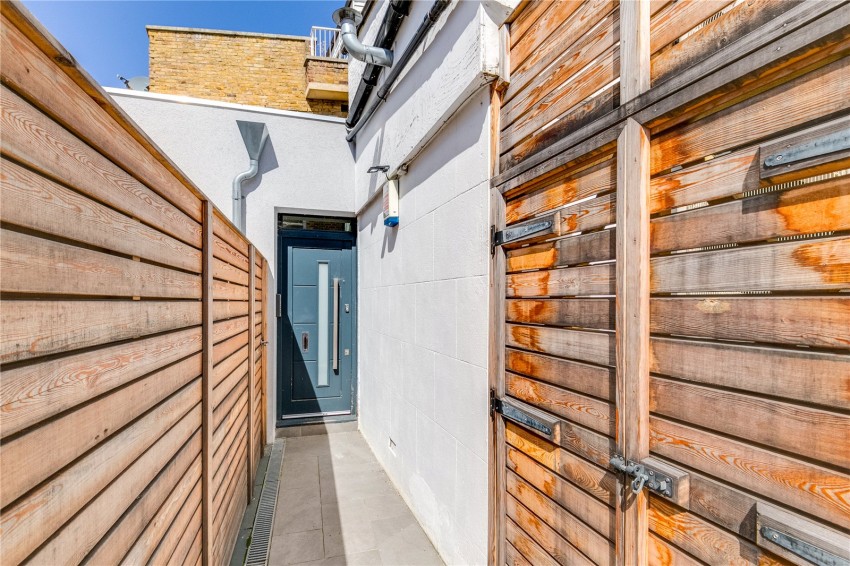 Images for Barnes, London