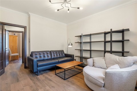 View Full Details for Cornwall Crescent, London
